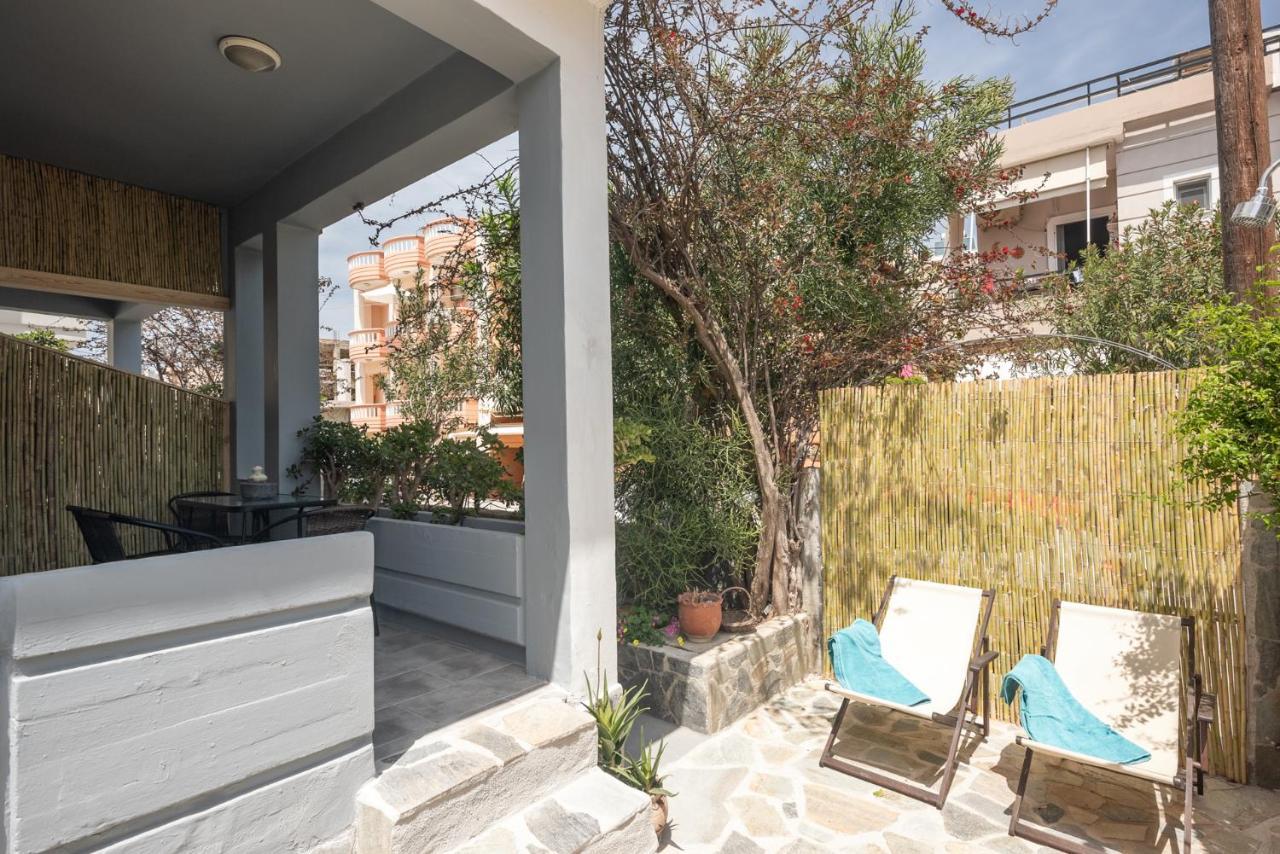 Manos House Chrissi Akti Chania Exterior foto